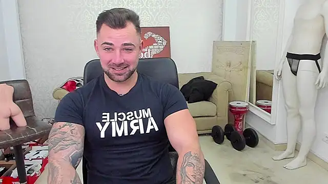 Snapshot of DuncanStone chatting on 10, 1, 2025 DuncanStone online show from 10, 1, 2025