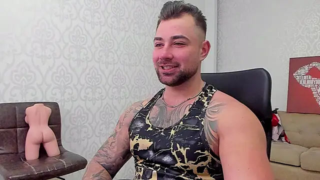 Snapshot of DuncanStone chatting on 11, 1, 2025 DuncanStone online show from 11, 1, 2025