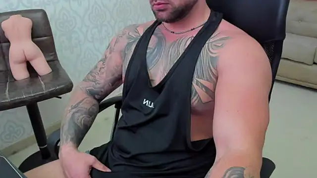 Snapshot of DuncanStone chatting on 16, 1, 2025 DuncanStone online show from 16, 1, 2025