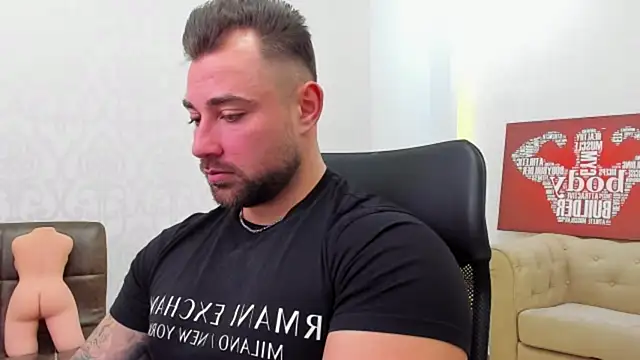 Snapshot of DuncanStone chatting on 20, 1, 2025 DuncanStone online show from 20, 1, 2025