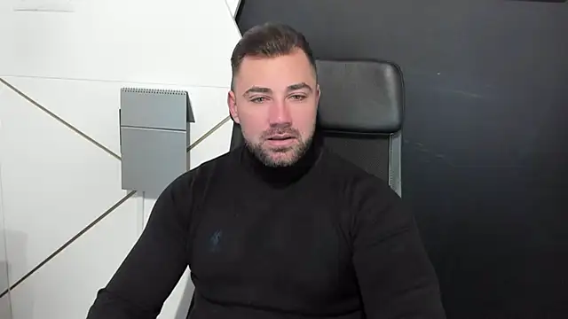 Snapshot of DuncanStone chatting on 19, 2, 2025 DuncanStone online show from 19, 2, 2025