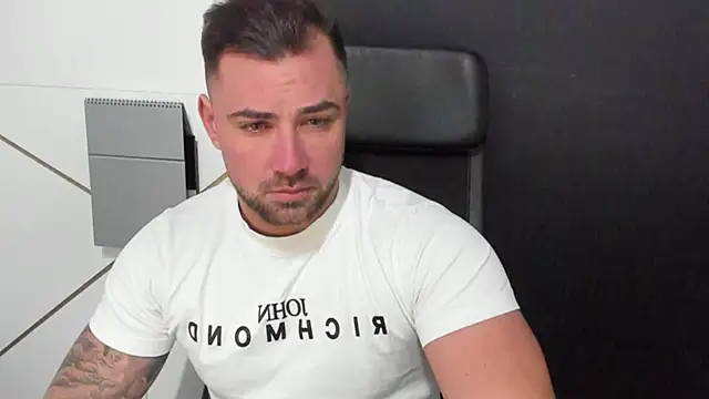 Snapshot of DuncanStone chatting on 21, 3, 2025 DuncanStone online show from 21, 3, 2025