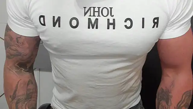 Snapshot of DuncanStone chatting on 21, 3, 2025 DuncanStone online show from 21, 3, 2025