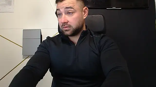 Snapshot of DuncanStone chatting on 23, 11, 2025 DuncanStone online show from 23, 11, 2025