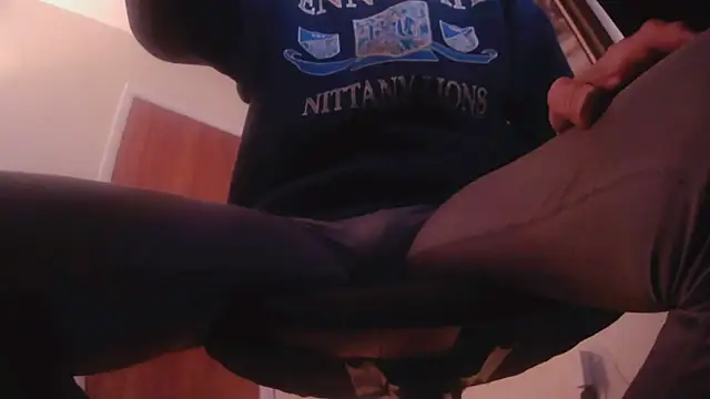 Snapshot of hottottrot691 chatting on 26, 11, 2025 hottottrot691 online show from 26, 11, 2025