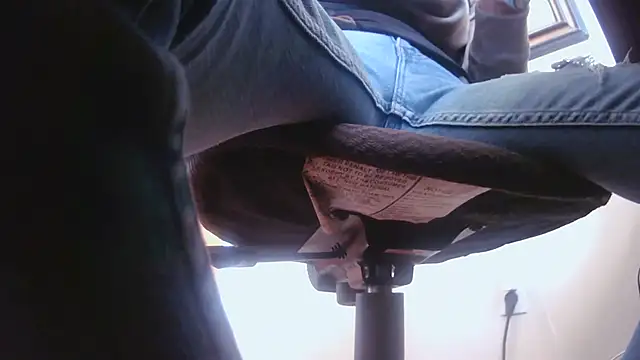 Snapshot of hottottrot691 chatting on 3, 12, 2025 hottottrot691 online show from 3, 12, 2025