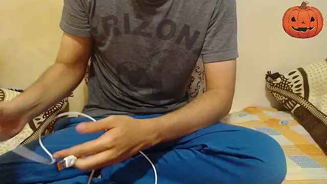 Snapshot of Alexdelarge323 chatting on 22, 10, 2025 Alexdelarge323 online show from 22, 10, 2025