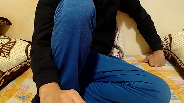 Snapshot of Alexdelarge323 chatting on 2, 12, 2025 Alexdelarge323 online show from 2, 12, 2025