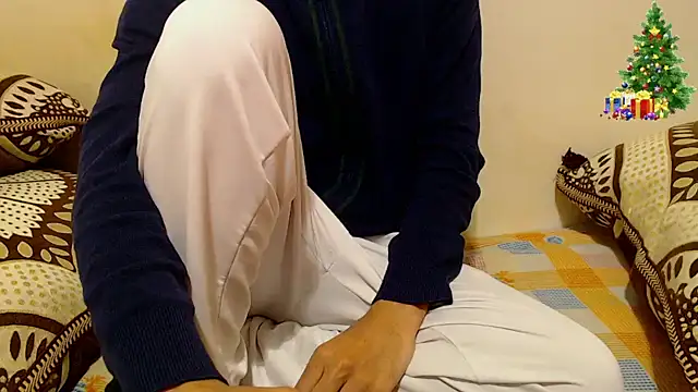 Snapshot of Alexdelarge323 chatting on 3, 12, 2025 Alexdelarge323 online show from 3, 12, 2025