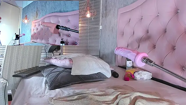 naomidibello online show from 12, 2, 2025