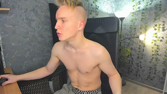 AlexxSweet online show from 3, 2, 2025