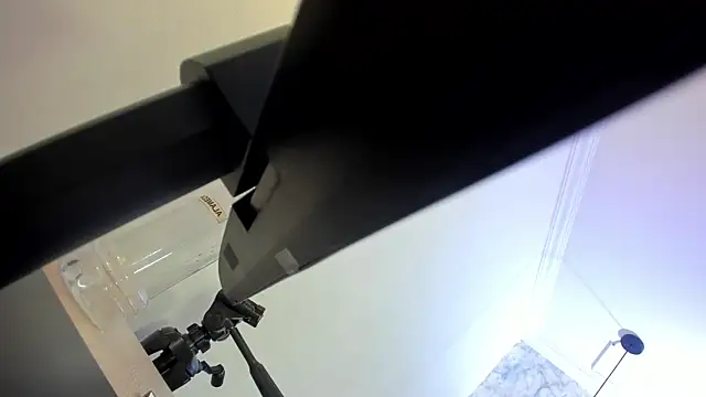 nalalye cruzz  online show from 12, 4, 2026