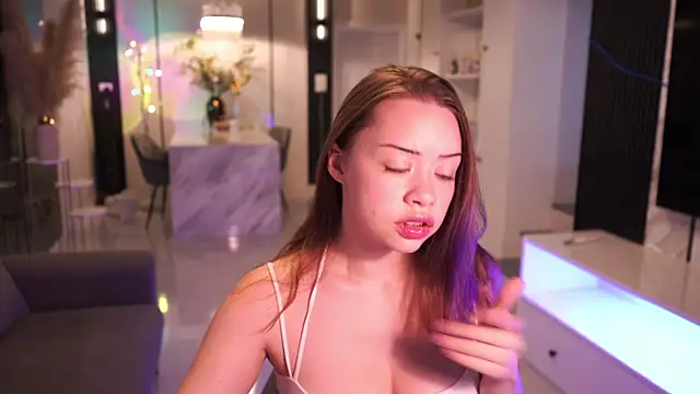 VixenMia online show from 20, 2, 2026