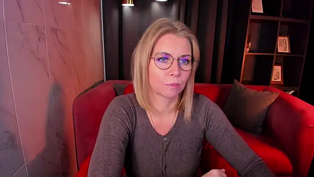 Annie Light online show from 22, 9, 2025