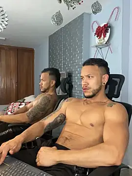 ARON TAYLER01 online show from 12, 12, 2024