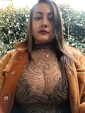 Snapshot of Oryk___ chatting on 12, 11, 2025 Oryk online show from 12, 11, 2025