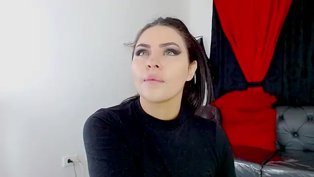 Snapshot of misslombana chatting on 28, 3, 2026 misslombana online show from 28, 3, 2026