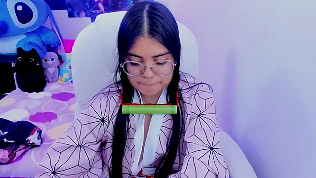 esmeralda112 online show from 9, 3, 2025