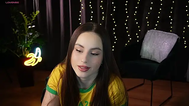 Elice Dream online show from 8, 2, 2025