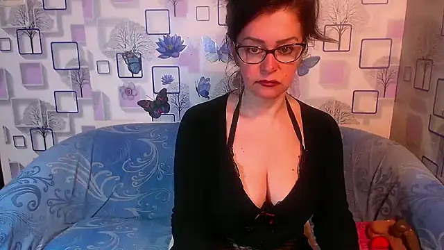 milfsexy online show from 14, 4, 2026