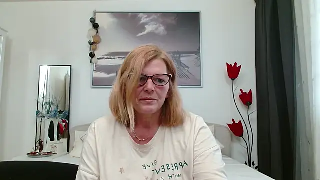 YulliaMilf online show from 16, 3, 2025