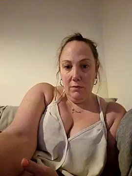 Wisie Cutie online show from 26, 1, 2025