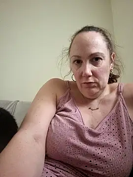 Wisie Cutie online show from 24, 2, 2025