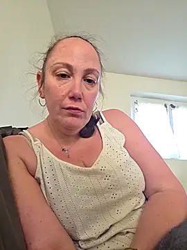 Wisie Cutie online show from 4, 3, 2026