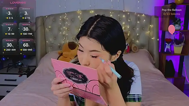 Snapshot of Wendy__Hills chatting on 17, 12, 2024 Wendy Hills online show from 17, 12, 2024