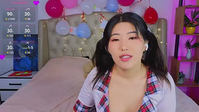 Snapshot of Wendy__Hills chatting on 5, 2, 2025 Wendy Hills online show from 5, 2, 2025