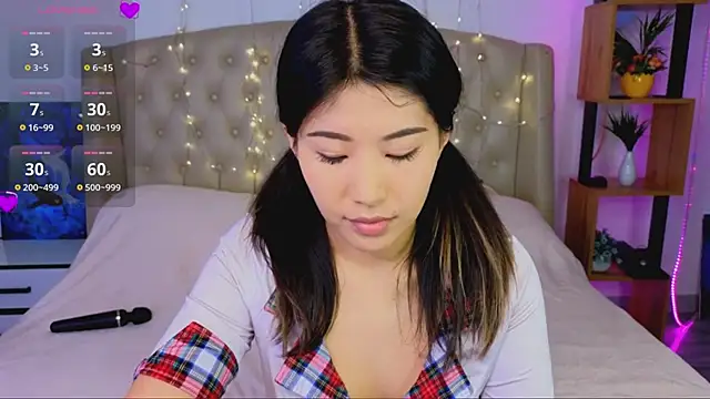 Wendy  Hills online show from 7, 3, 2025