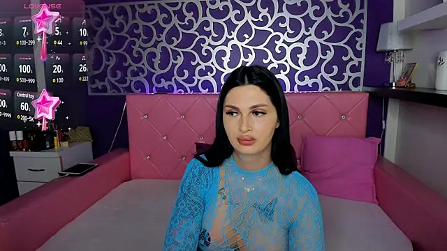 Snapshot of naughtycleo chatting on 10, 1, 2025 naughtycleo online show from 10, 1, 2025