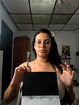 Snapshot of Annya-sweet chatting on 20, 11, 2025 Annya-sweet online show from 20, 11, 2025