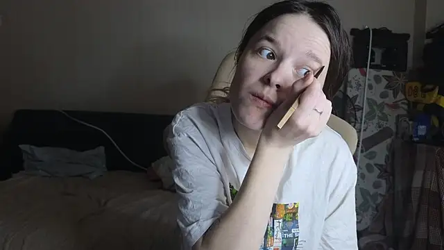 Snapshot of Nate__ chatting on 22, 11, 2025 Nate online show from 22, 11, 2025