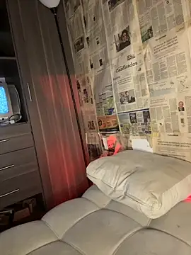 i am nina  online show from 4, 6, 2026