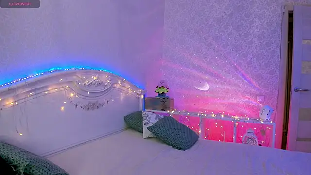 LillyMoure  online show from 17, 1, 2026