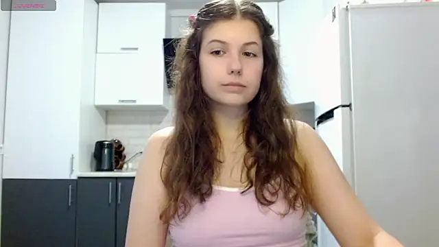 Snapshot of SayMeow_ chatting on 4, 7, 2026 SayMeow online show from 4, 7, 2026