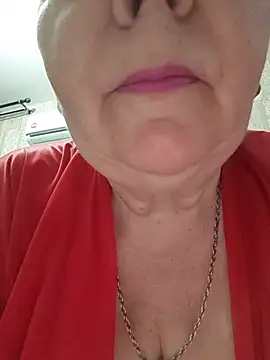 Snapshot of EffectFiona chatting on 3, 6, 2026 EffectFiona online show from 3, 6, 2026