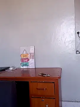 Snapshot of Prettybecs chatting on 31, 12, 2024 Prettybecs online show from 31, 12, 2024