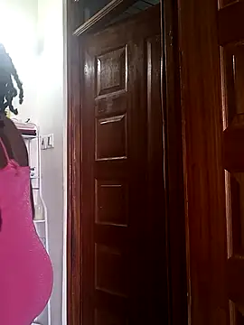 Snapshot of Prettybecs chatting on 4, 3, 2025 Prettybecs online show from 4, 3, 2025