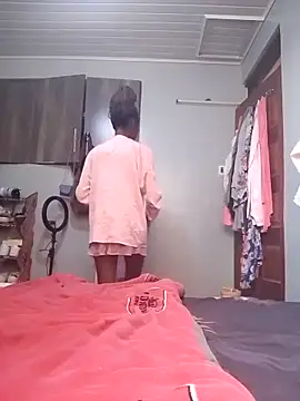 Snapshot of Prettybecs chatting on 15, 12, 2025 Prettybecs online show from 15, 12, 2025