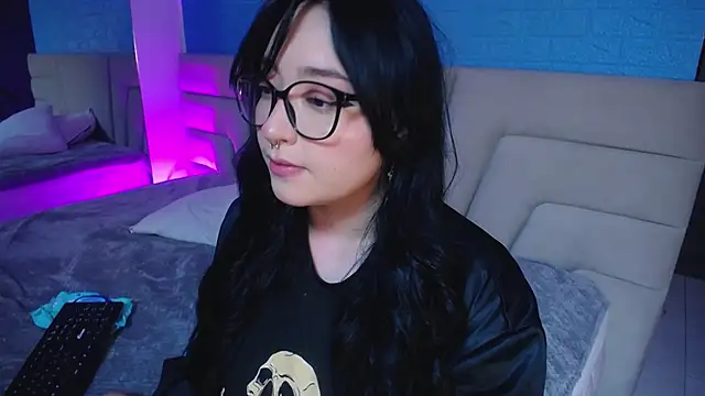 Miss Loise online show from 13, 10, 2025