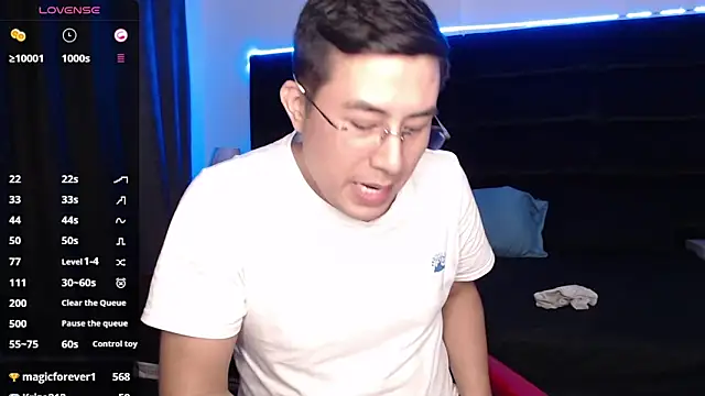 andrewmhilton  online show from 10, 3, 2025