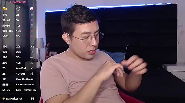 andrewmhilton  online show from 21, 3, 2025