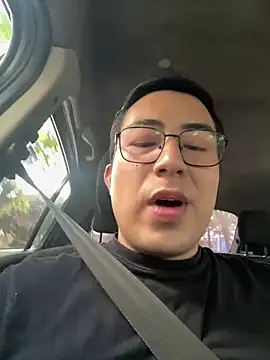 andrewmhilton  online show from 22, 4, 2026