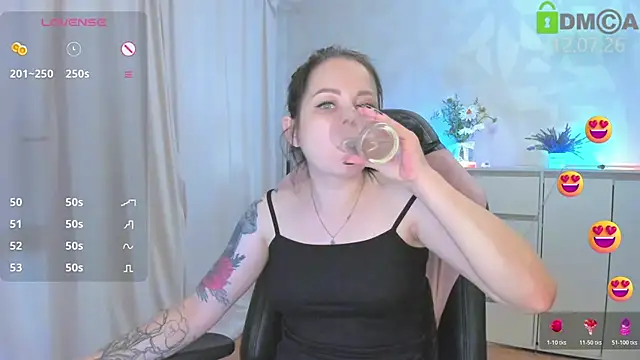 AnnyHoney  online show from 12, 7, 2026