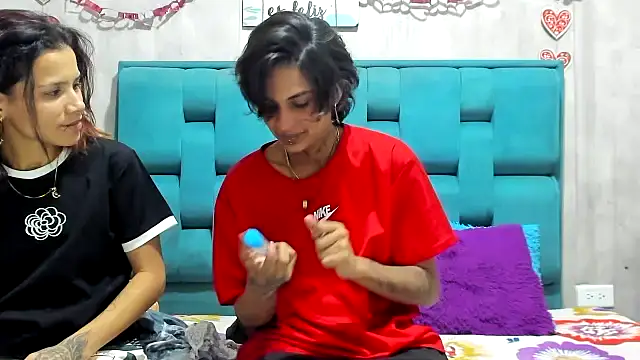 Snapshot of chicamir22 chatting on 12, 9, 2025 chicamir22 online show from 12, 9, 2025