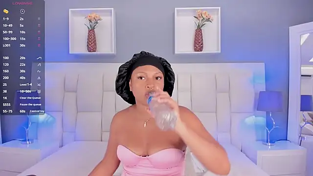 Aluna sweet online show from 18, 2, 2025