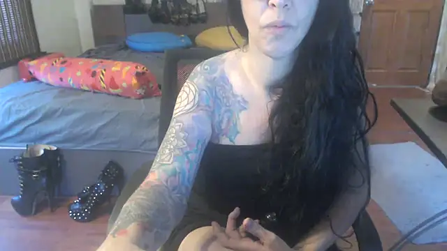 Snapshot of VenusX chatting on 21, 9, 2025 VenusX online show from 21, 9, 2025