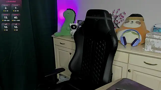 Snapshot of Vincent_Strong chatting on 7, 2, 2026 Vincent Strong online show from 7, 2, 2026